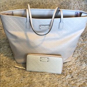 GENTLY USED Kate Spade Tote